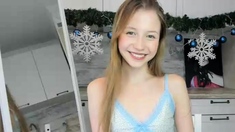 Amateur Webcam Cute Teen Plays Solo