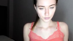 Amateur Webcam Teen Masturbates And Teases