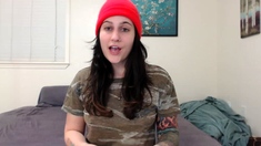 Hot amateur webcam teen masturbates for their fans