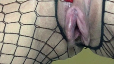 Amateur close up pov hj to nice big rod