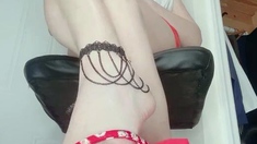 SnowPrincess aka snowpriness OnlyFans - Dangling dangling