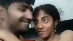 बॉयफ्रेंड ने दिखाई अपन