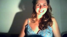 preggo girl in webcam